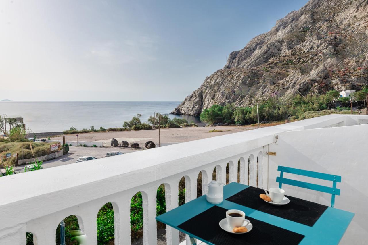 Вилла Aislin House Камари Экстерьер фото